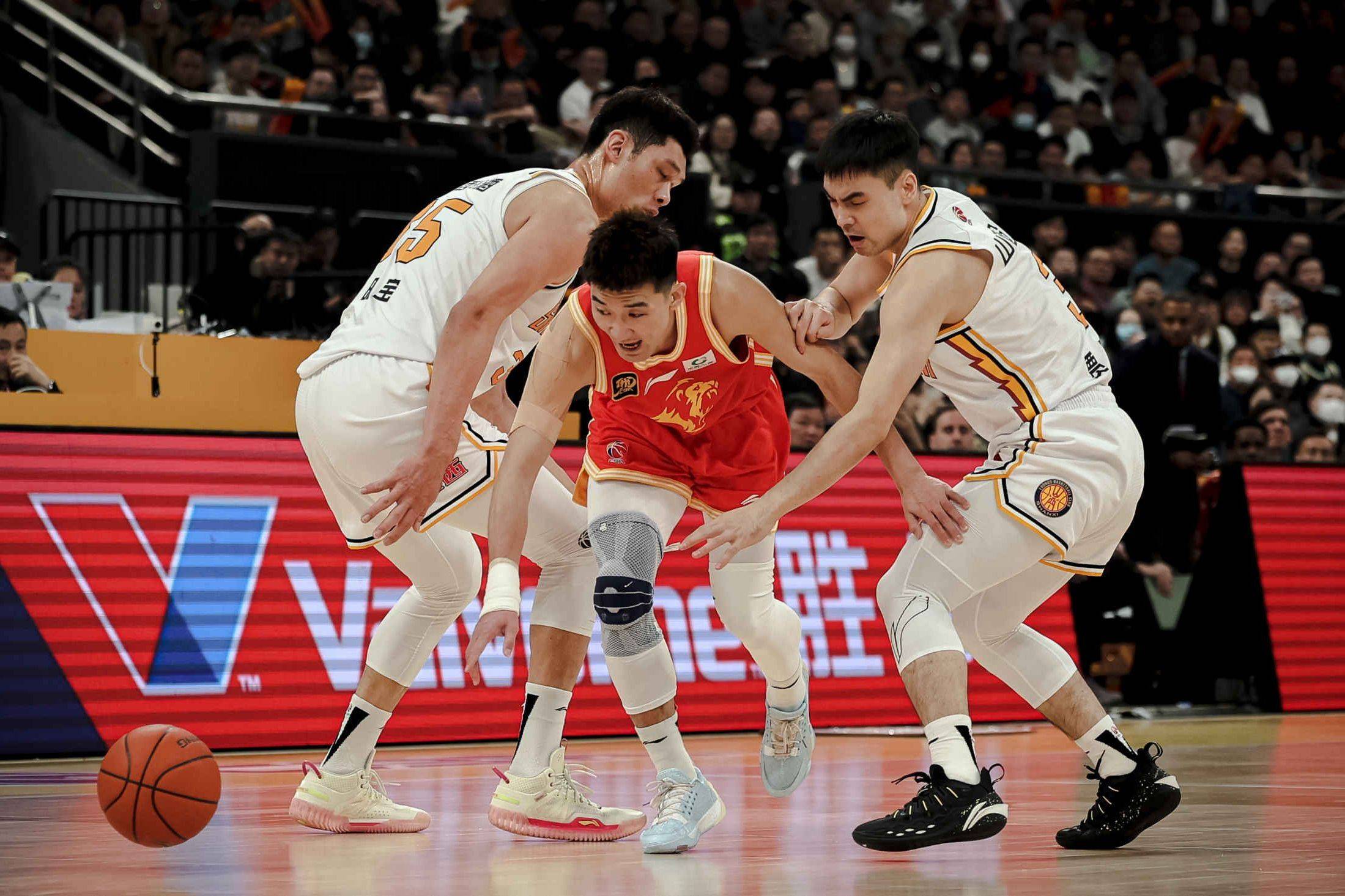 关于遭遇惨败，央视球队客场失利缺乏节奏的信息